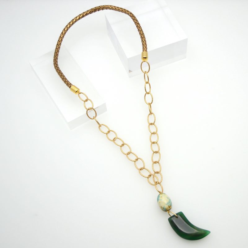 Un collar escote ¡aprende a elegir! - Divina Locura